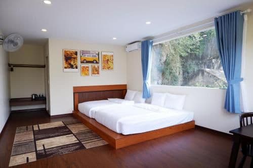 Suite with Mountain View