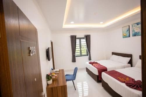 Standard Twin Room