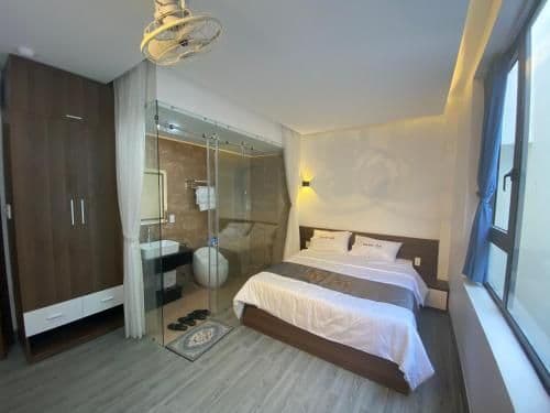 King Room