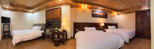 Deluxe Family Room