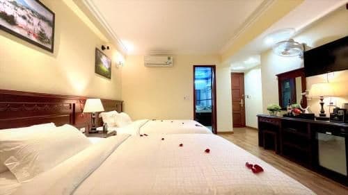 Twin Room with City View