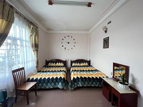 Queen Room with Garden View