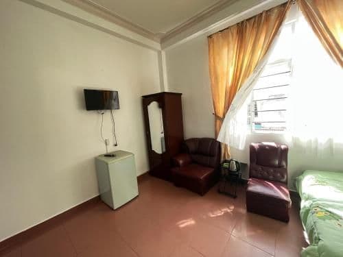 Queen Room with Garden View