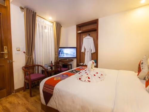 Standard King Room