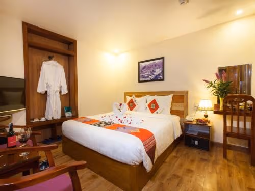 Standard King Room