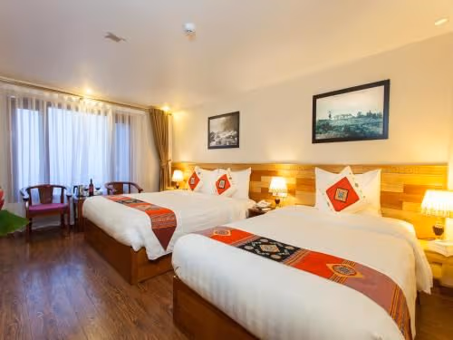 Deluxe Double or Twin Room with Mountain View