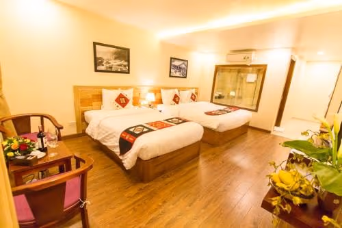 Deluxe Double or Twin Room with Mountain View