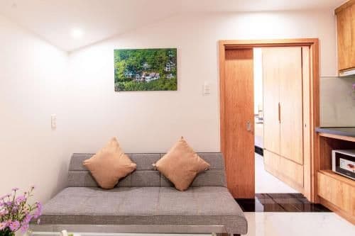 One-Bedroom Apartment