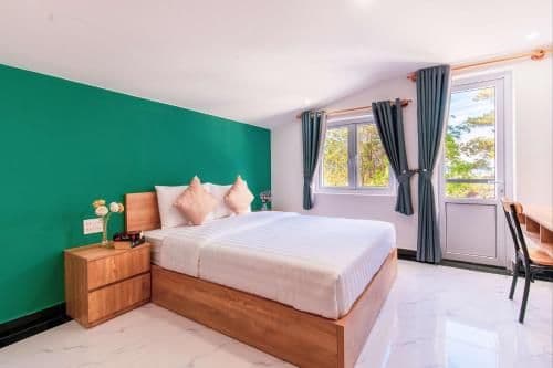 One-Bedroom Apartment