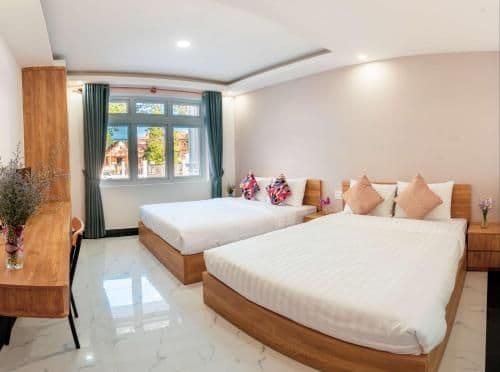 Deluxe Family Room