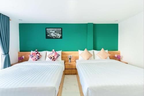 Deluxe Family Room