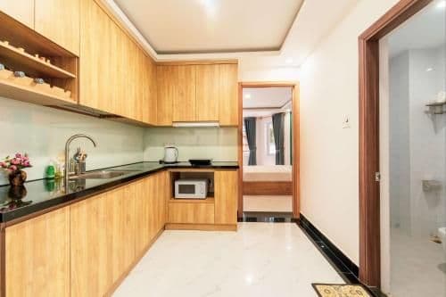 Apartment with Garden View