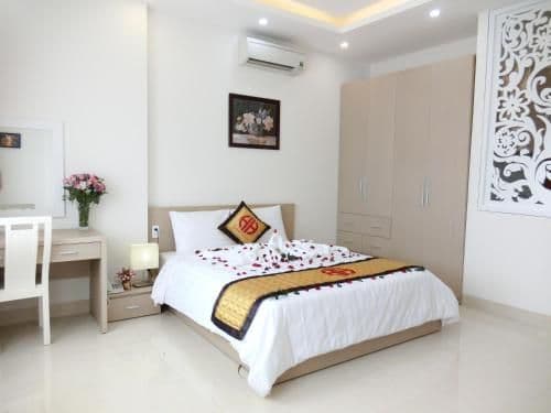 Deluxe Double Room (2 Adults + 1 Child)