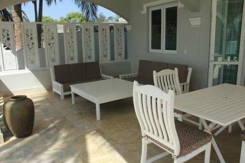 Villa - Beach Front