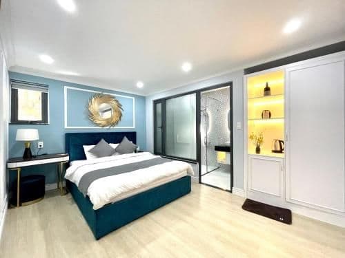Queen Room with Balcony