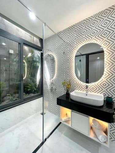 Queen Room with Balcony
