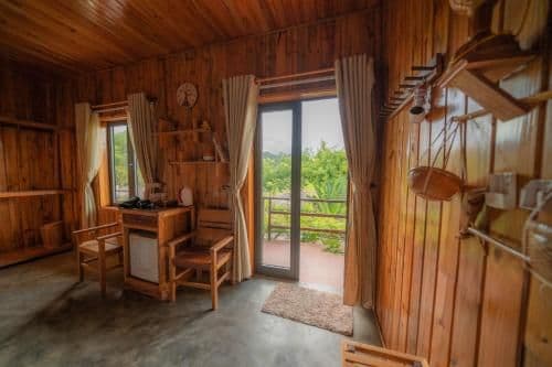 Family Room with Mountain View