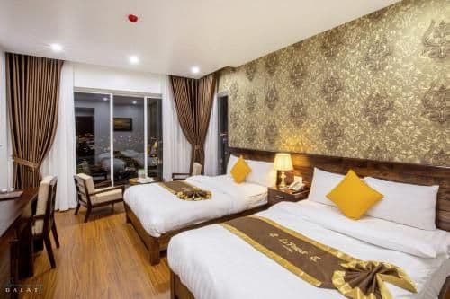 Deluxe Family Room