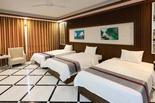 Single Room with Private Bathroom