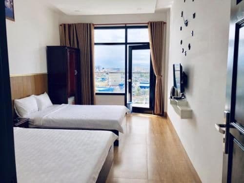 Deluxe Double Room with Balcony and Sea View