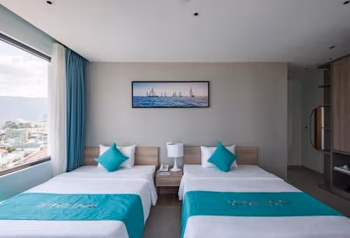 Deluxe Queen Room