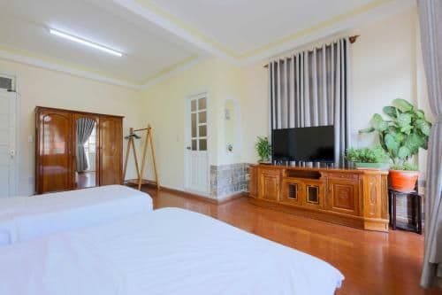 Queen Room with Balcony