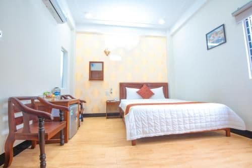 Deluxe Room (2 Adults + 1 Child)
