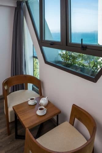 Double or Twin Room with Partial Sea View