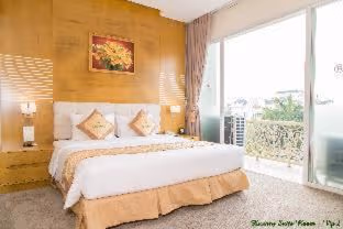 Junior Suite with Balcony