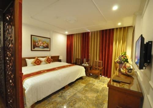Large Double or Twin Room