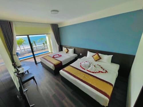 Superior Queen Room with Two Queen Beds