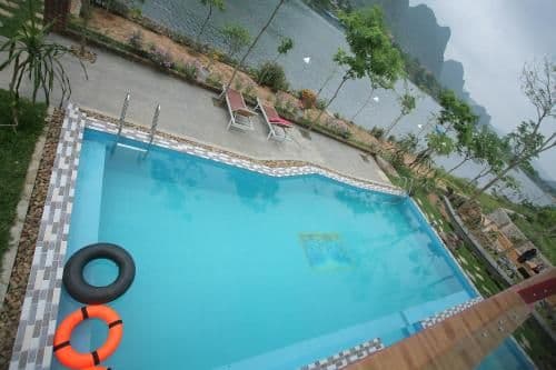 Bungalow - Water Front