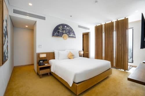 Presidential Suite with Balcony and Sea View