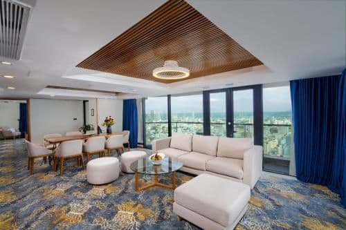 Two-Bedroom Apartment with Balcony and Sea View