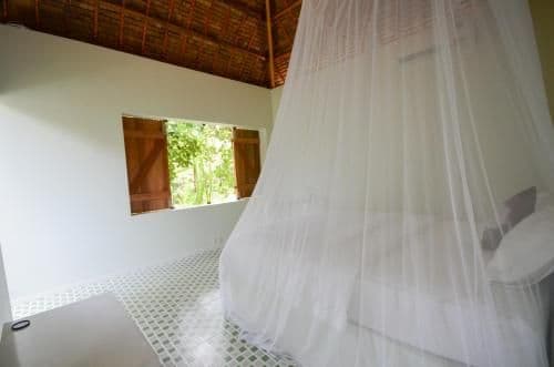 Deluxe Room (2 Adults + 1 Child)