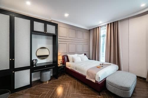 Deluxe Double Room with Balcony