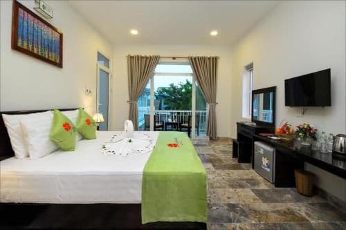 Double Room with Pool View