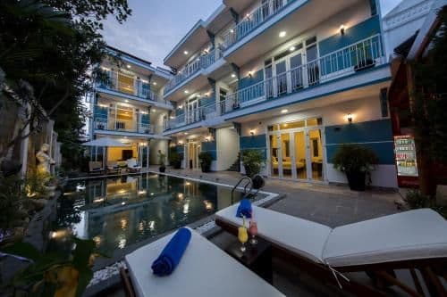 Double Room with Pool View
