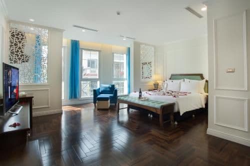 Suite with City View