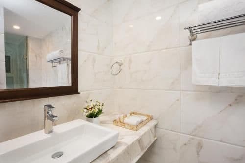 Suite with City View