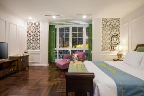 Suite with City View