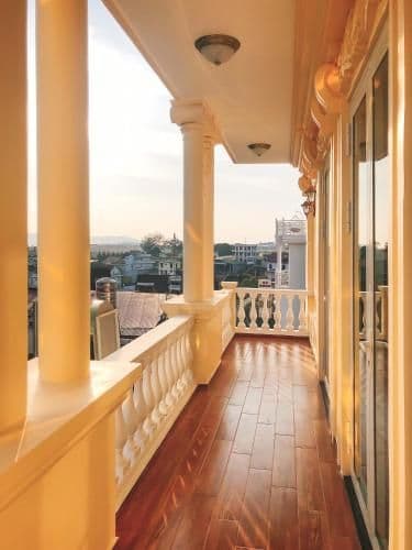 King Room with Balcony