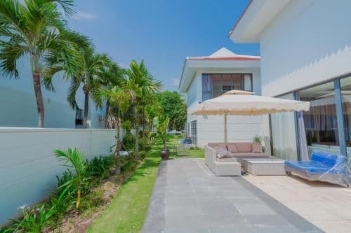 Villa with Sea View