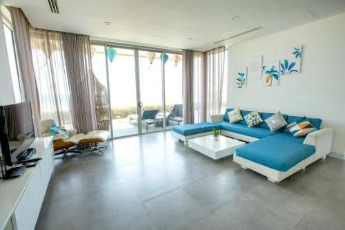 Villa with Sea View