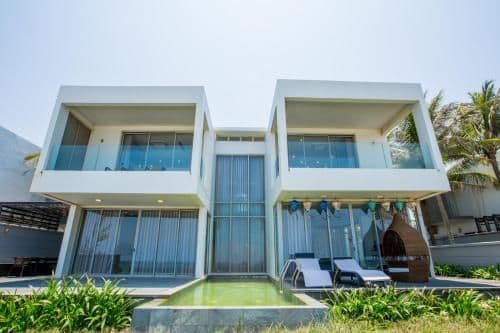 Villa with Sea View