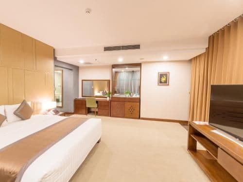 King Suite with Spa Bath