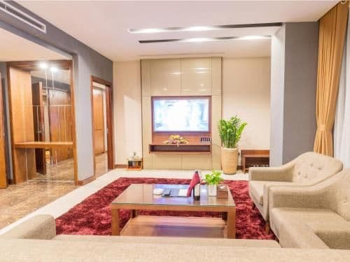 King Suite with Spa Bath