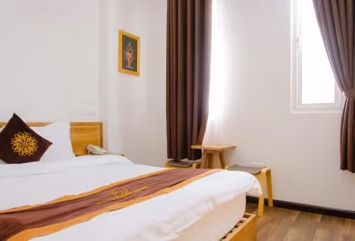 Deluxe Double Room with Window