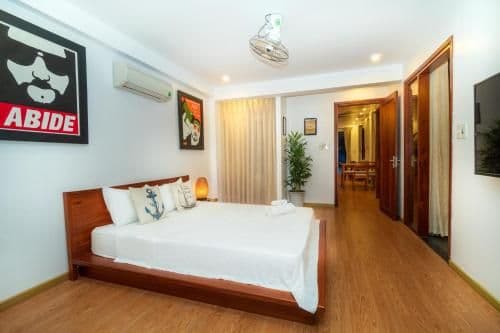 Shadyside Three-Bedroom Villa (with private pool)
