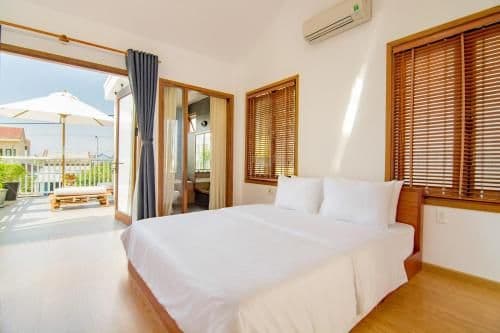 Shadyside Three-Bedroom Villa (with private pool)